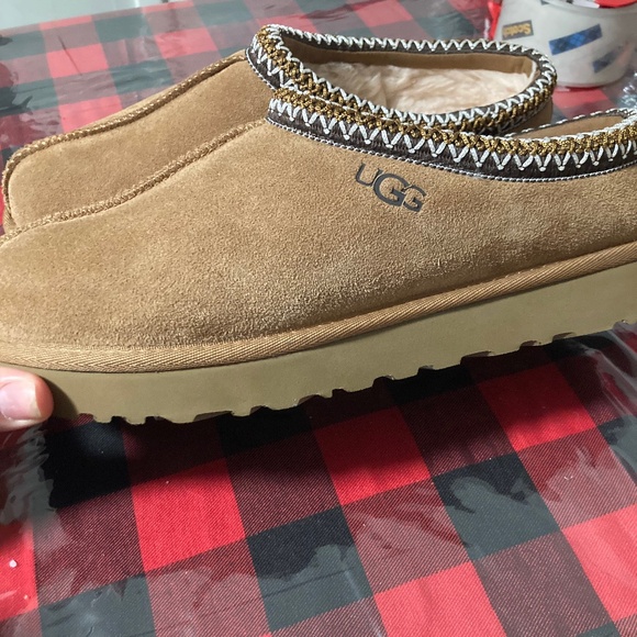 Ugg Tasman Slippers - Picture 1 of 5